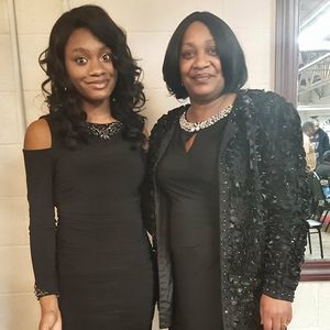 Meet your Posher, Annette